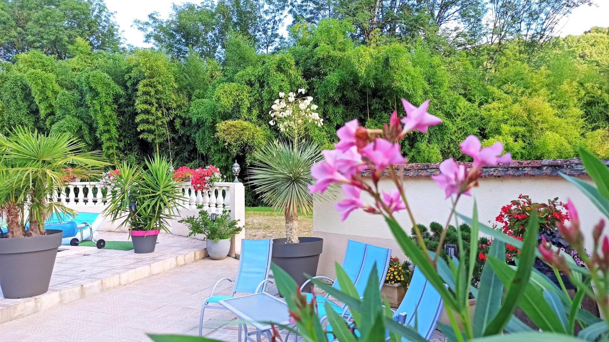 Le Domaine De L'Escadasse Faycelles Ngoại thất bức ảnh